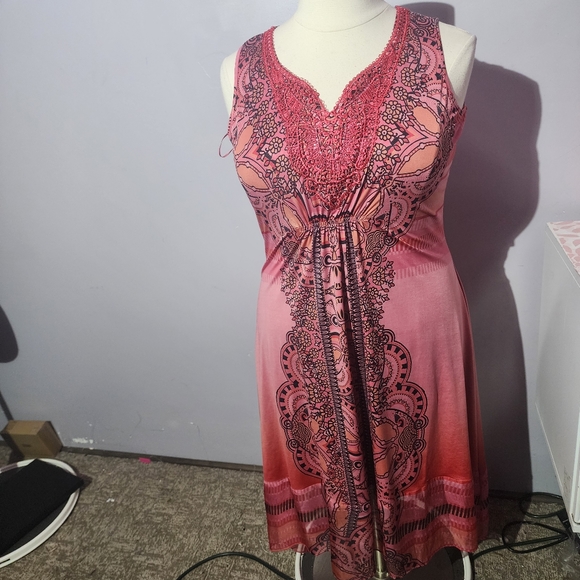 Apt. 9 Dresses & Skirts - apt 9 red sleeveless graphic dress plus size 1x